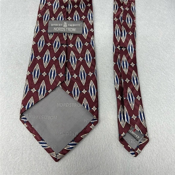 Robert Talbott Nordstrom 100% Silk Mens Tie Necktie Red/Blue Geometric 4 x 58 - Picture 4 of 9